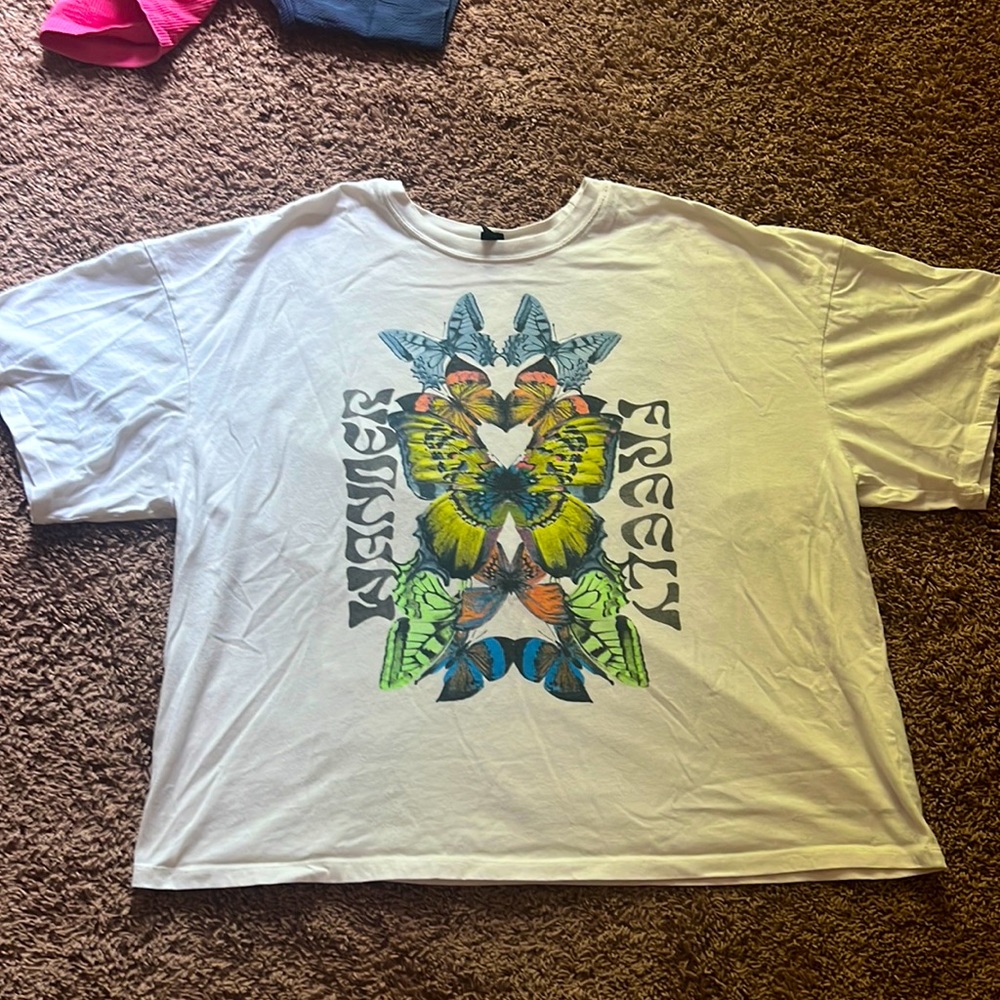 Women’s Butterfly T-shirt